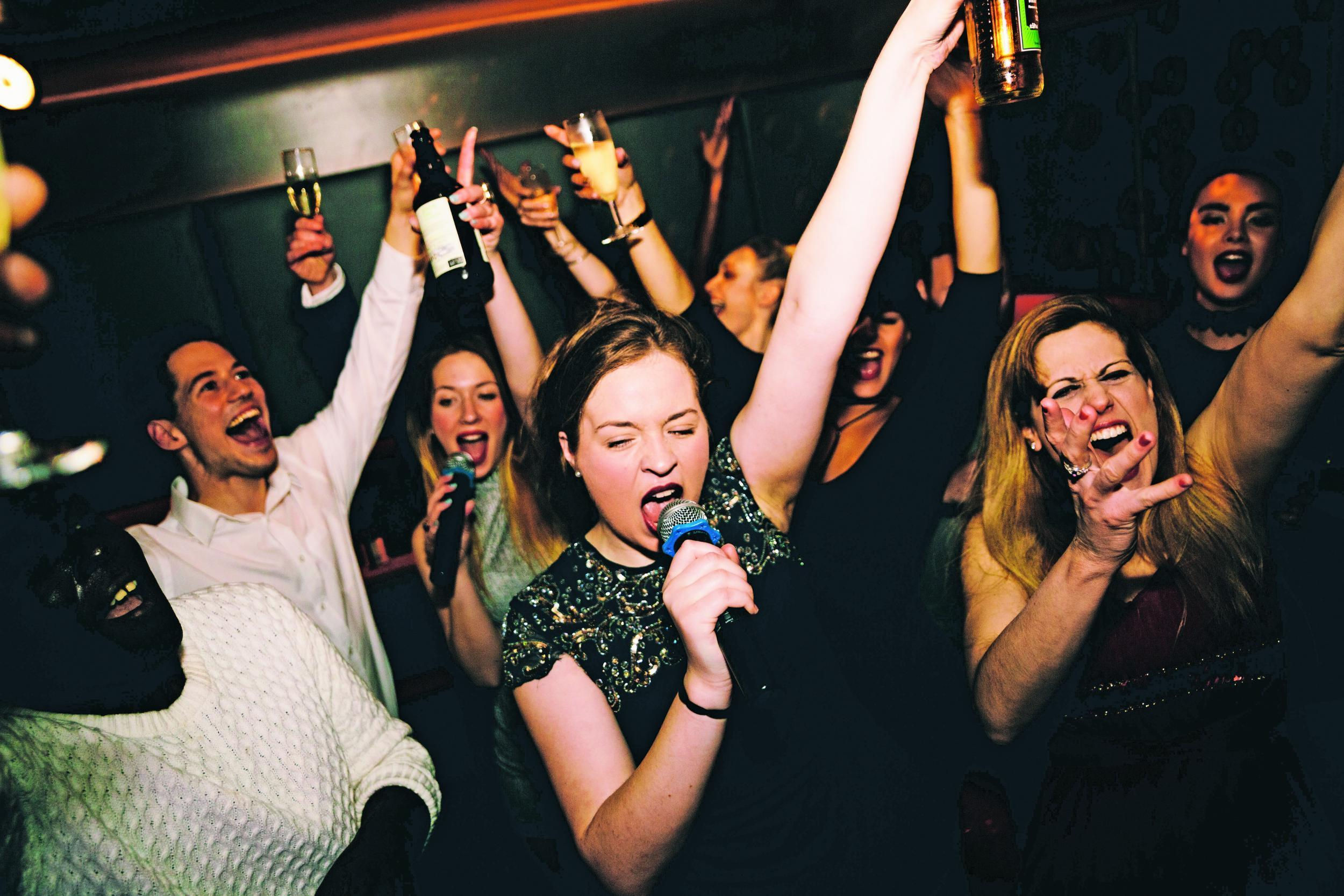 OFERTA VERANO KARAOKE