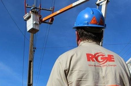A Agência Nacional de Energia Elétrica (Aneel) aprovou um reajuste médio de 6,09% nas tarifas da RGE