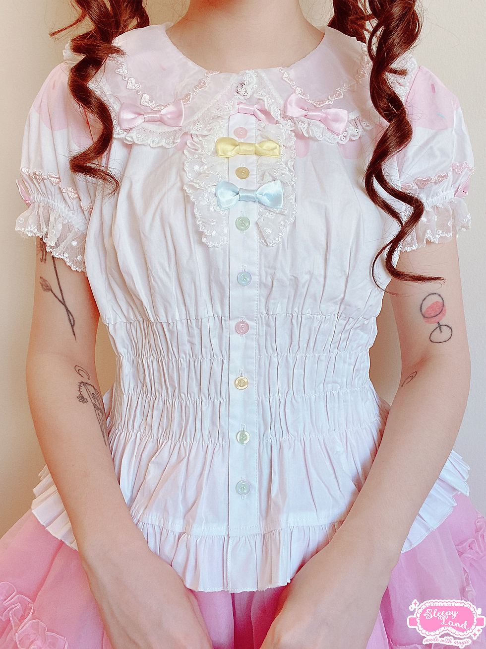 Thumbnail: melty sprinkles blouse