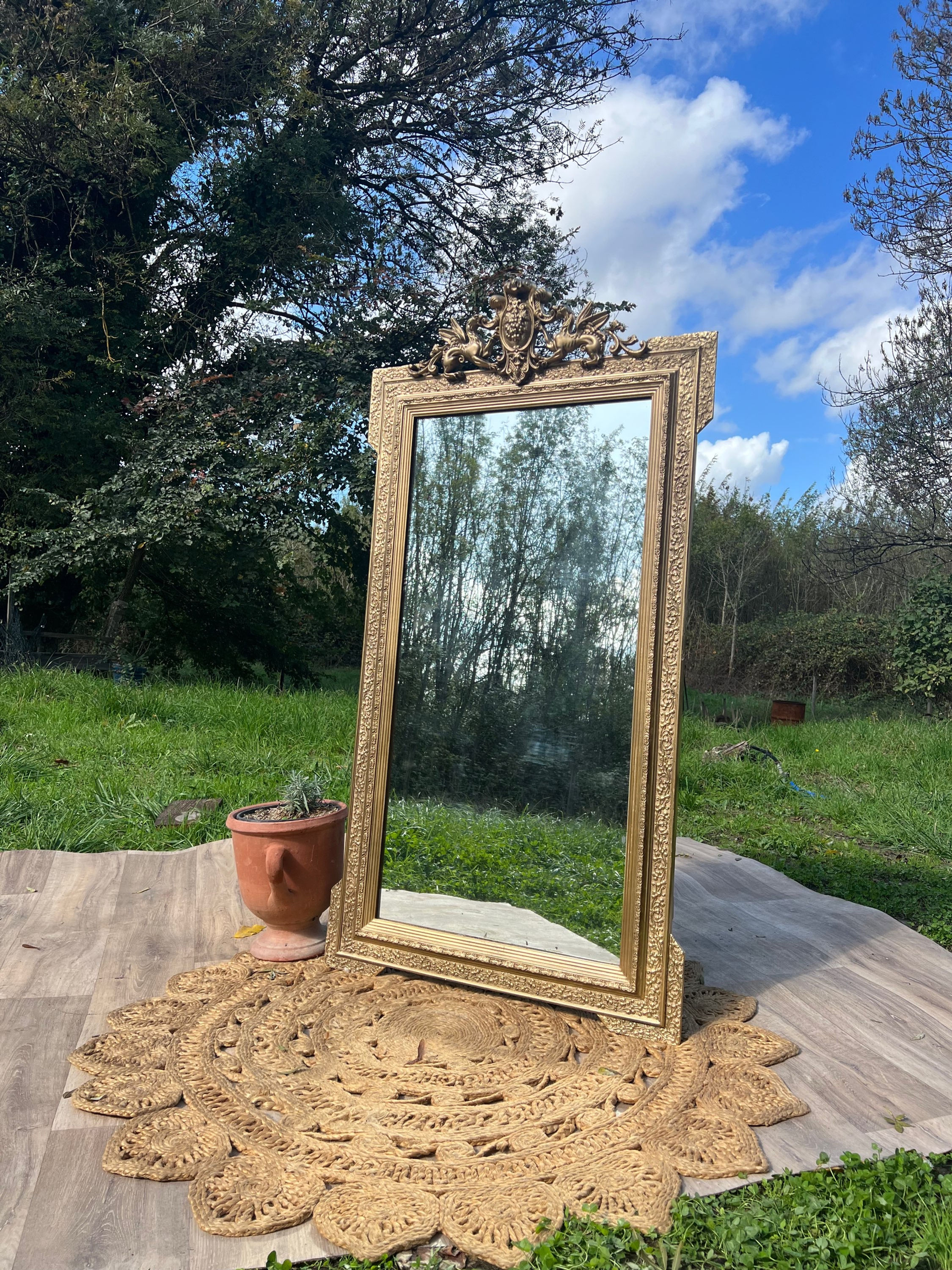 Miroir ancien avec chimères