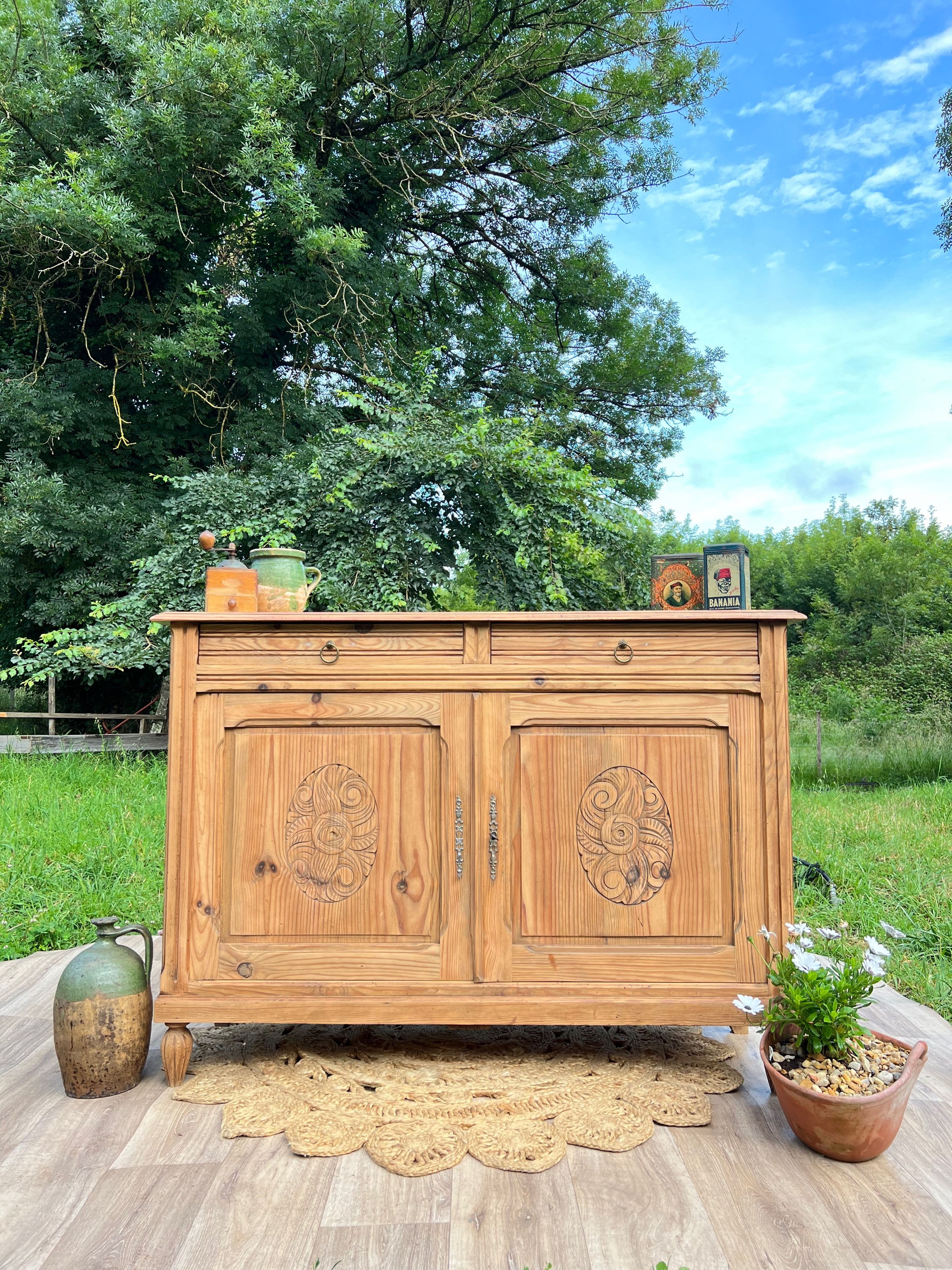 Buffet Art déco motifs spirales