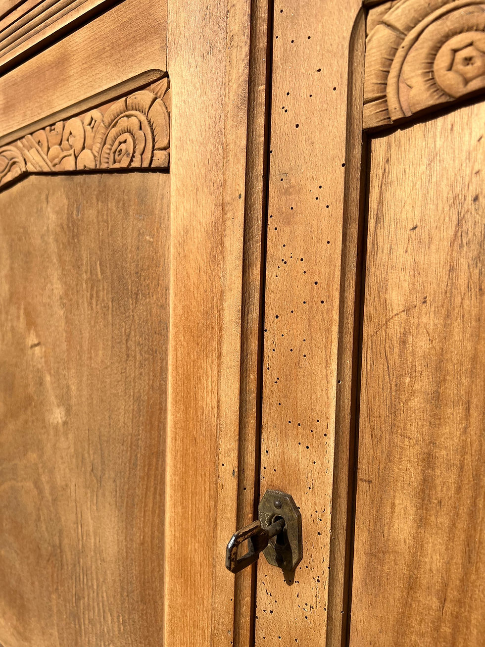 Miniature : Buffet vintage bois clair