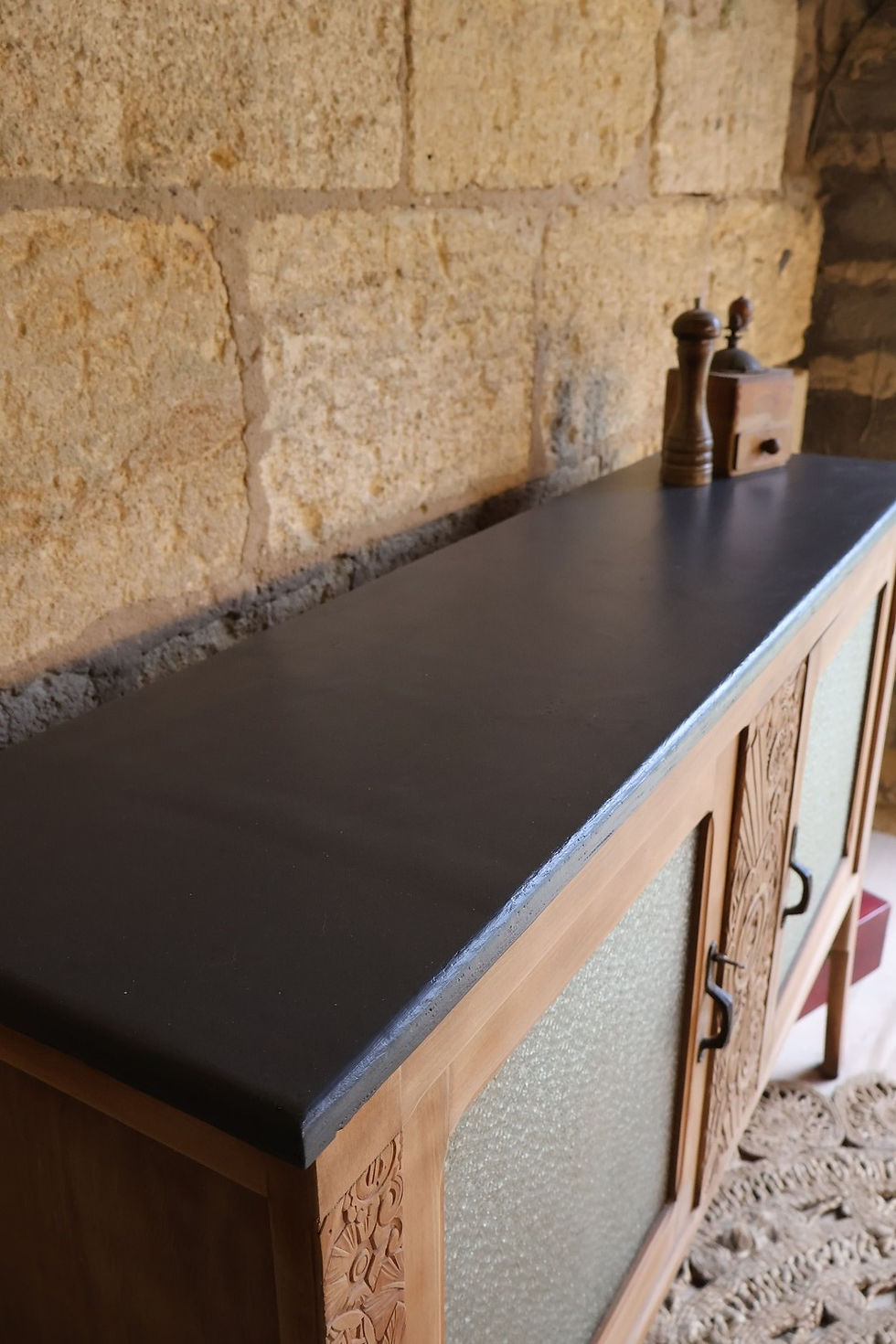 Miniature : Vitrine art déco bois et plateau gris anthracite