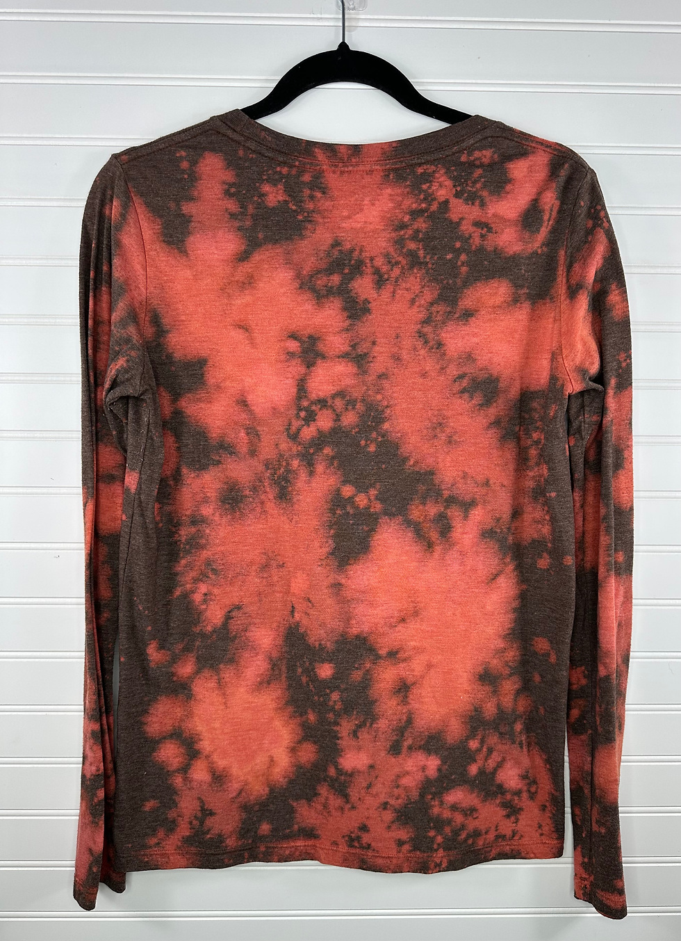back view, no graphic, just bleach splatter 