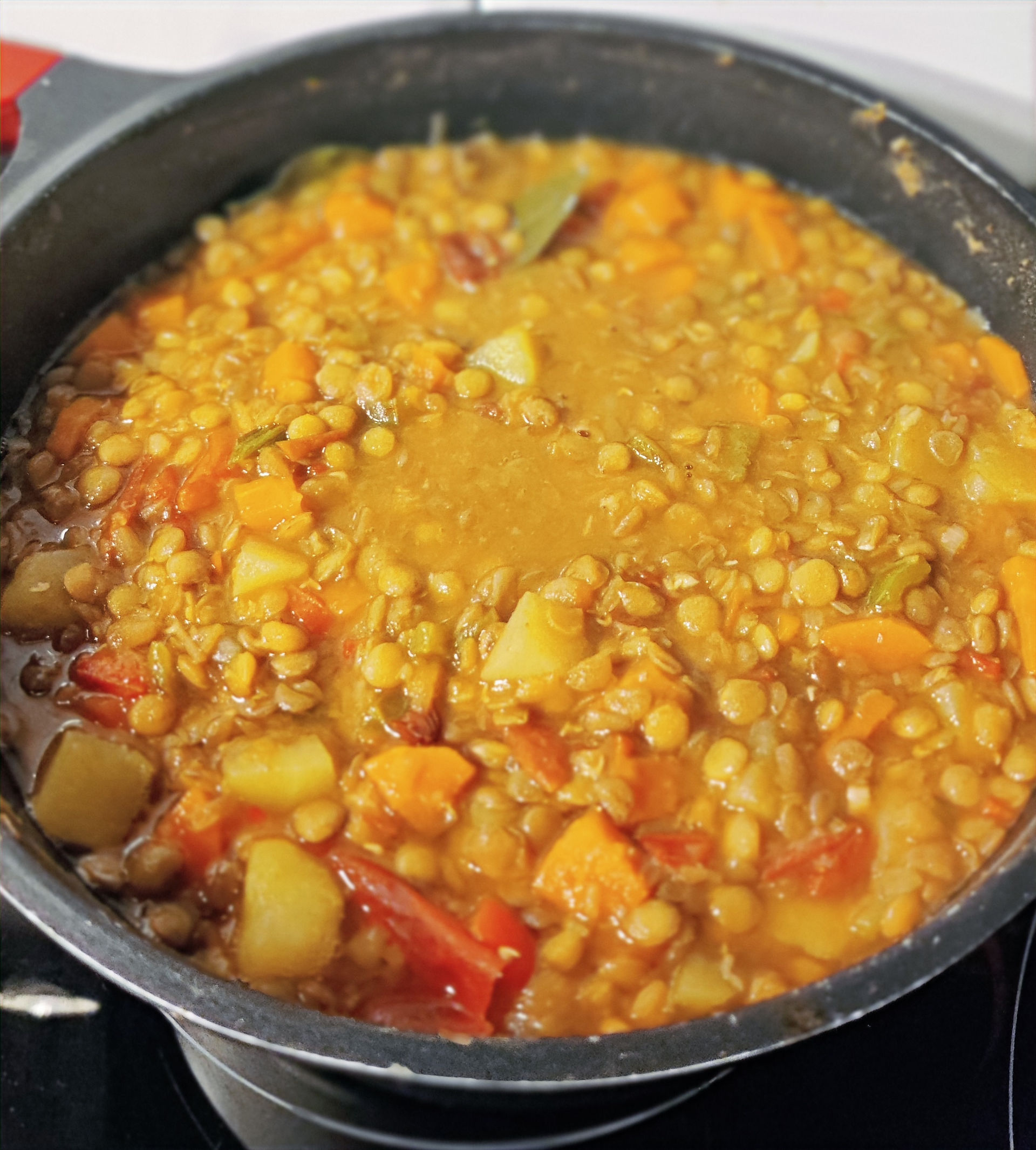 Lentil soup with vegetables