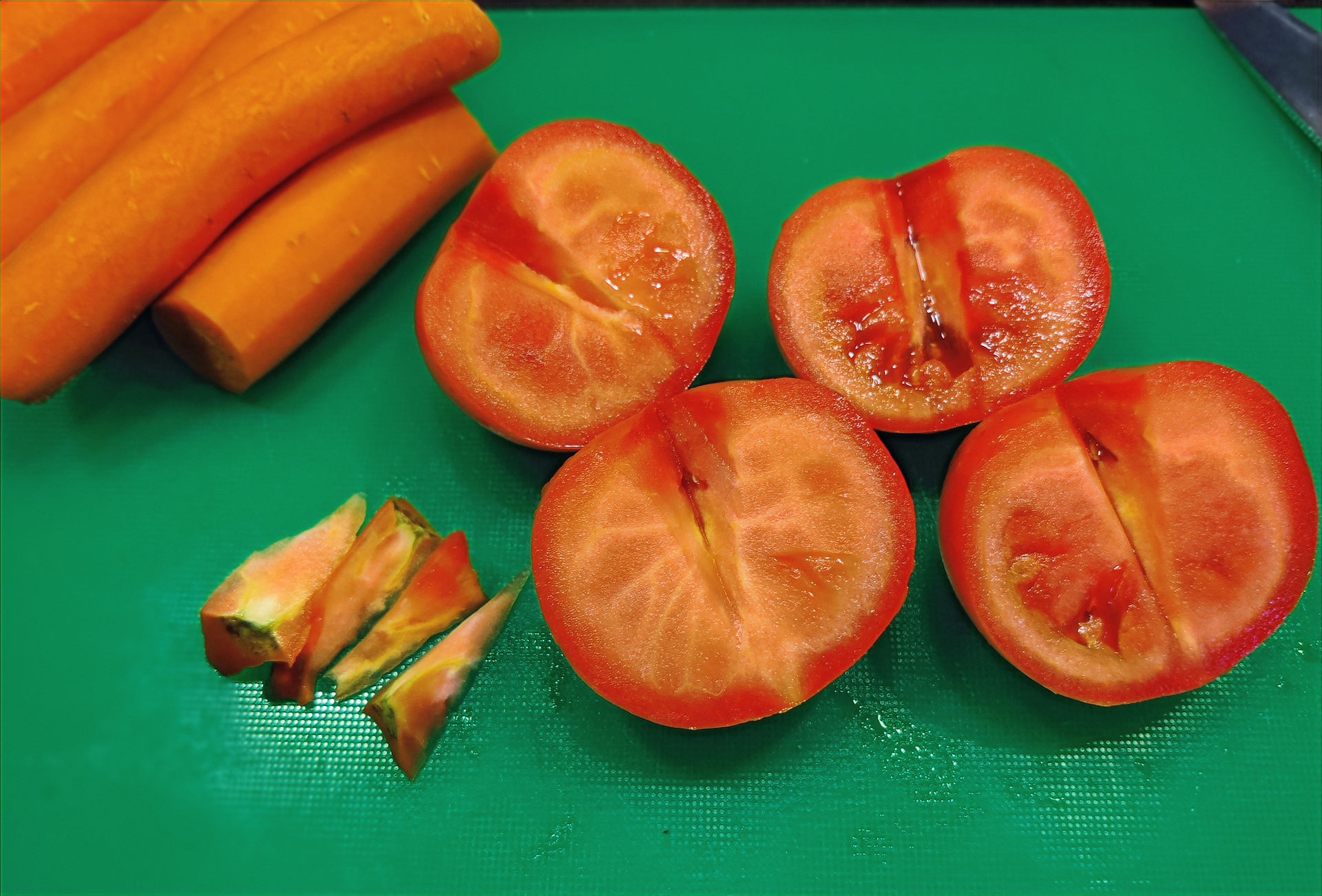 tomatoes on a cutting board