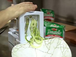 ZOODLES SA TOMATELLO PIKANT SOSEM