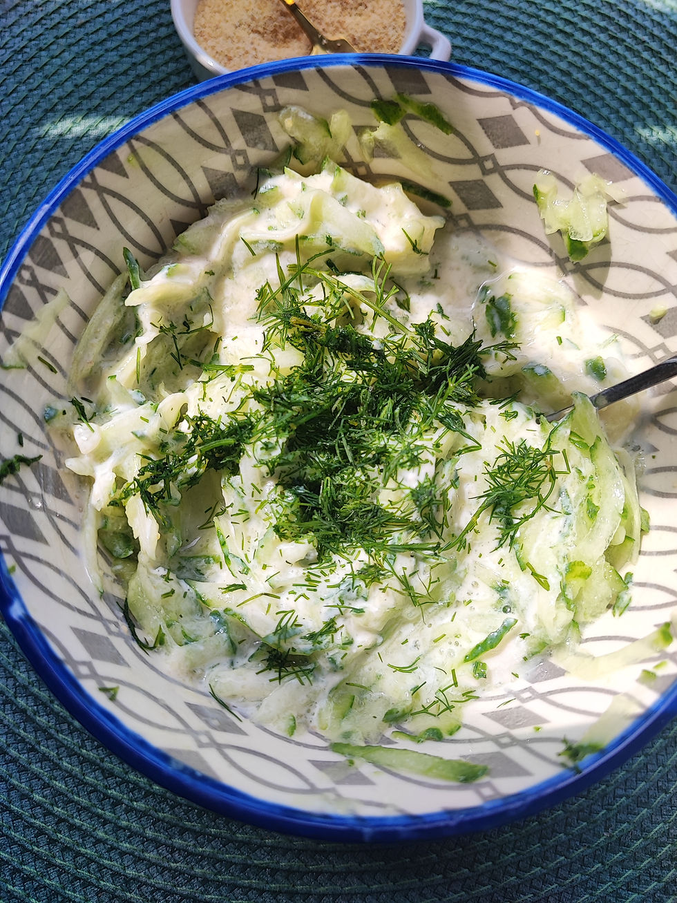 Tzatziki salata sa domaćim jogurtom od soje