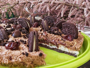 OREO TORTA SA VIŠNJAMA