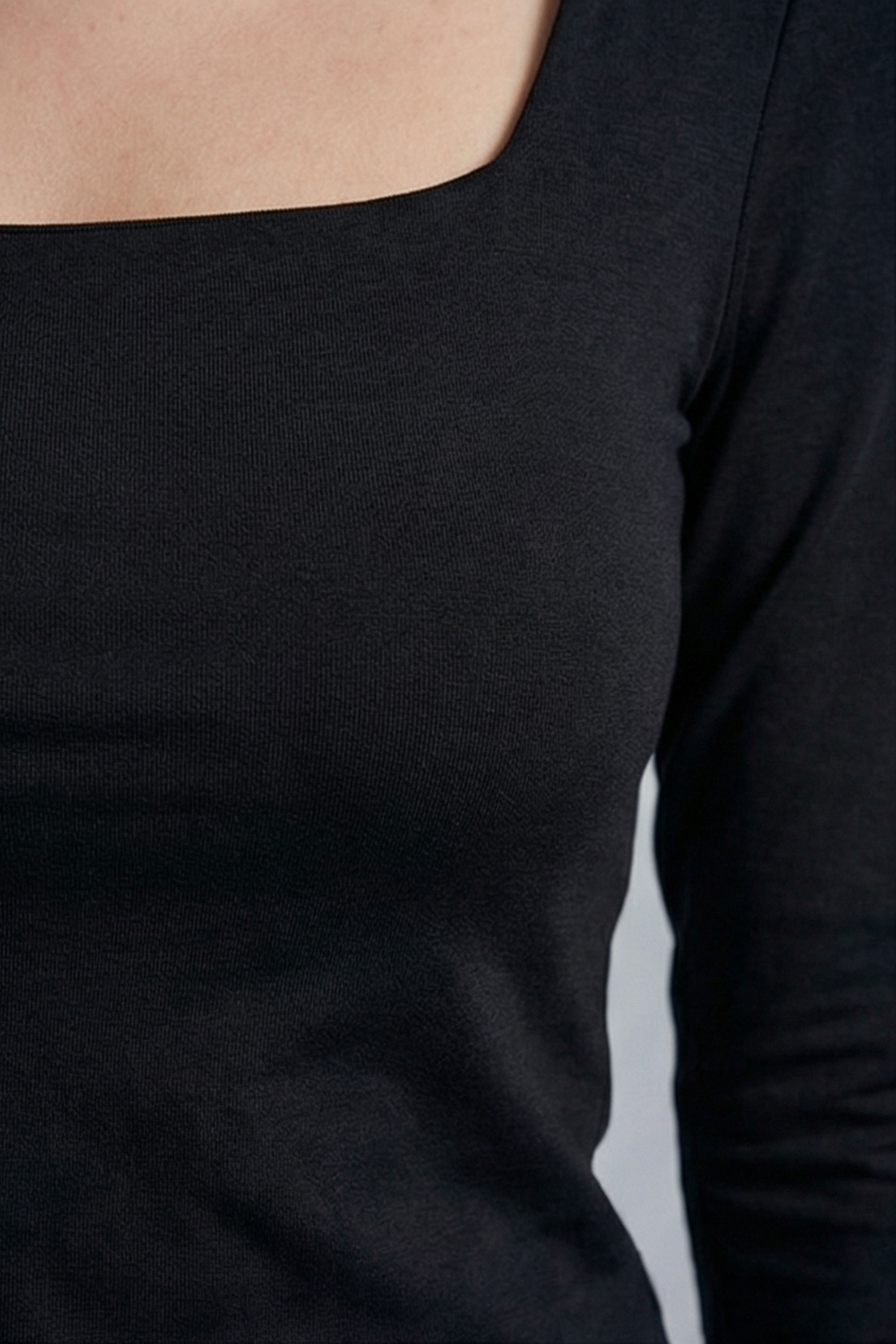 Kadın Uzun Kollu Kare Yaka Basic Bluz -Siyah