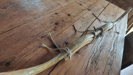 Magyarischer Kompositbogen gewöhnt sich an die Biegung