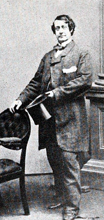 Comedian William Warren