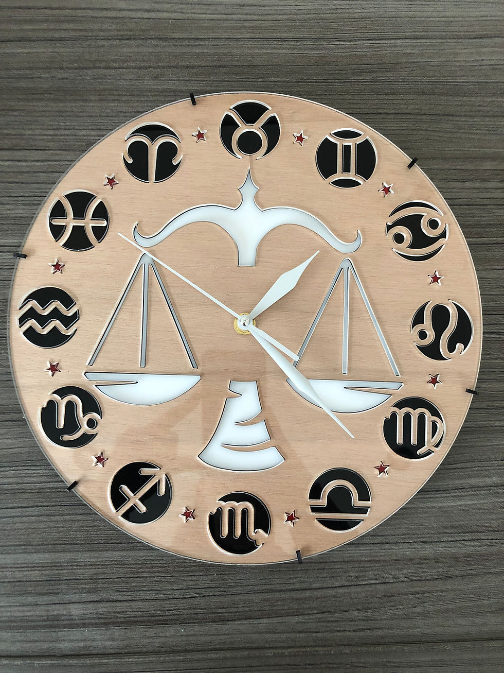 Miniature : Horloge balance