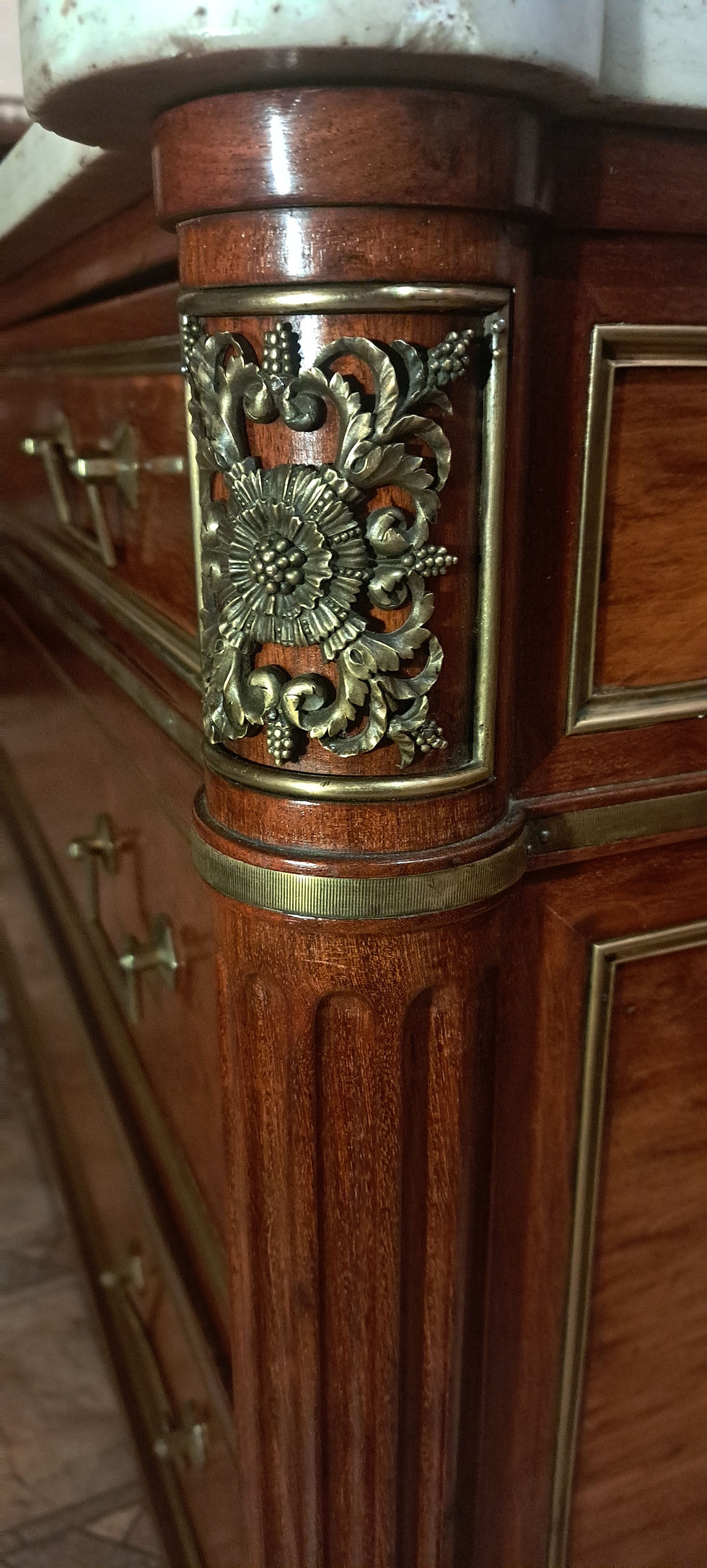 Miniatura: KOMODA   LUDWIK  XVI  FRANCJA  1770