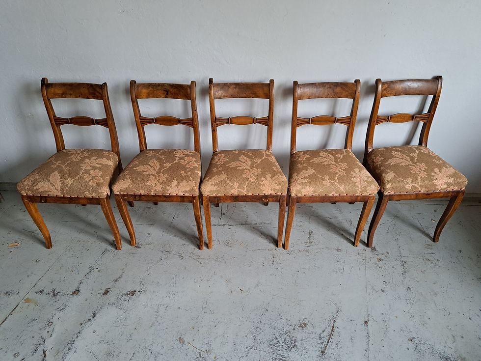 Miniatura: 110.  6 krzeseł  Biedermeier