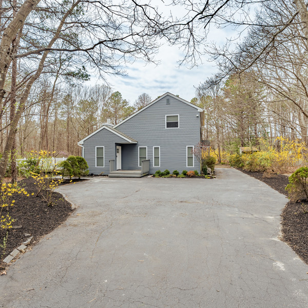 Modern Rental Property with Drone – Manorville, NY