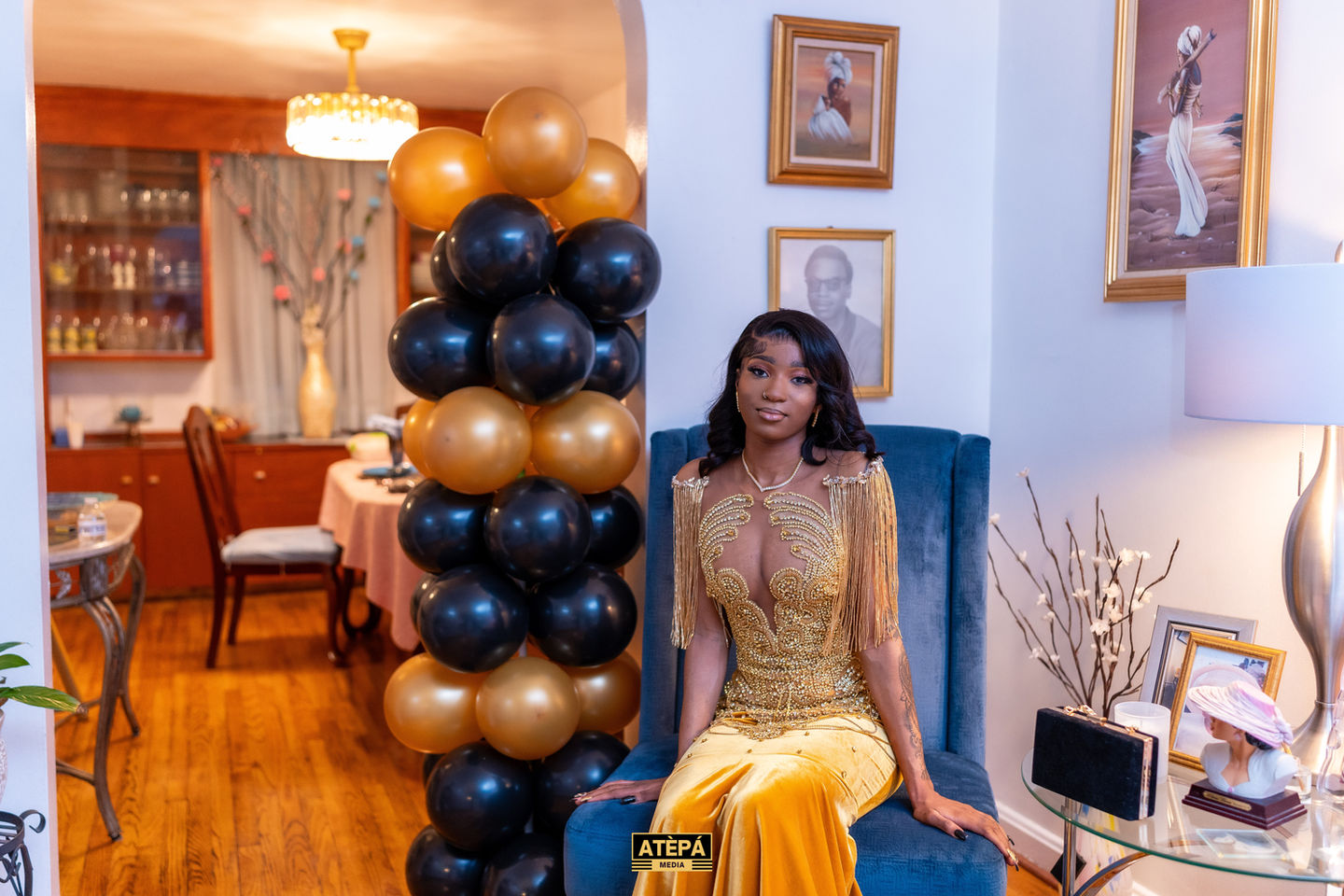 MYA06083