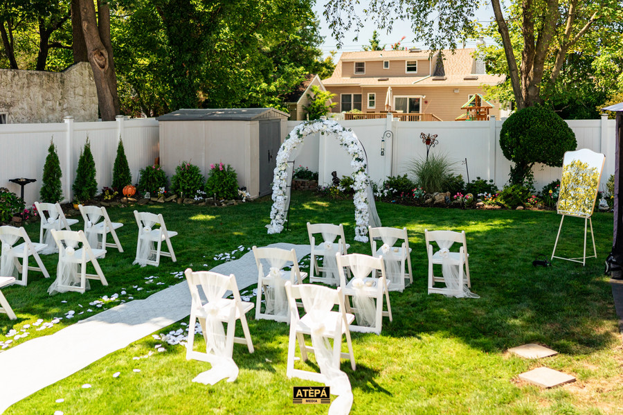 Nicholas Bizzarro – Home Wedding, photo 6 — At&egrave;p&aacute; Media
