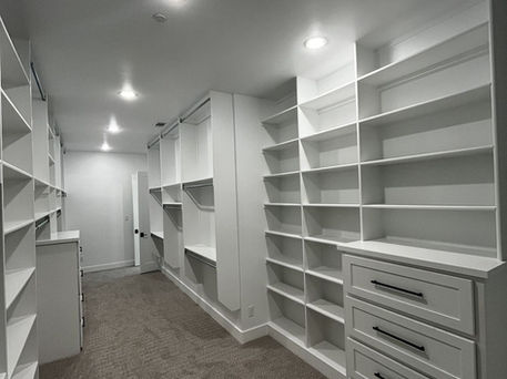 Walk-In Wardrobe