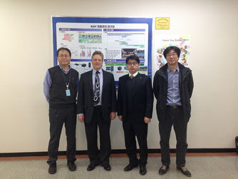 Prof. Lee and Joh Dong-Woo toured SOFC research center in RIST