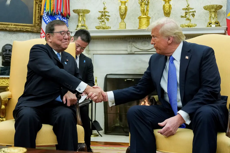 Tổng thống Trump cảnh báo Tokyo về khả năng áp thuế 25% đối với hàng xuất khẩu sang Mỹ nếu hai nước không ký kết trước hạn 1/8