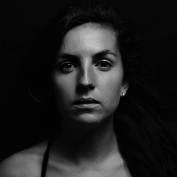 portait visage en noir et blanc