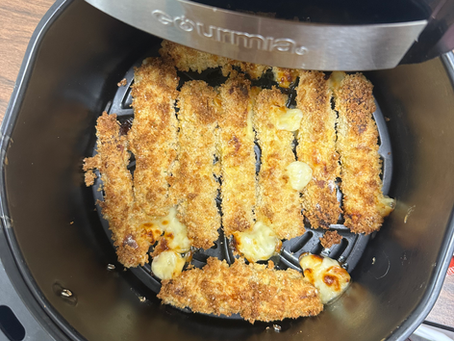 Recipe of the Week: Air Fryer Mozzarella Sticks Round 3