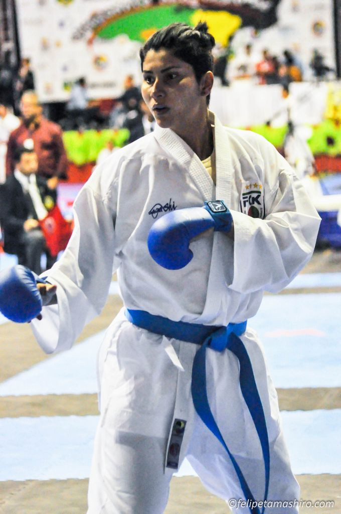 Ronda Rousey, karate, vencer