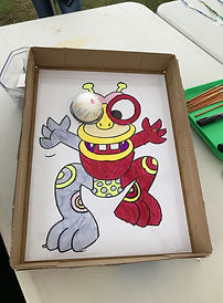 Foto voor op de website (monster en bal).JPG