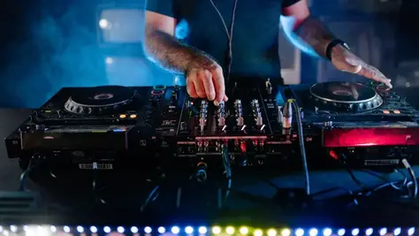 DJ Rental: Crafting the Perfect Soundtrack for Your Special Day