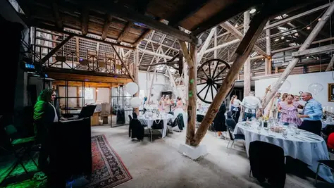 What Questions Should You Ask Your DJ About Wedding Music?