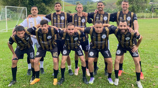 Trindade FC reúne craques e movimenta nosso futebol