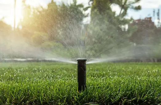 automatic-backyard-garden-lawn-water-sprinkler-B35S7KE-1-scaled.jpeg.webp