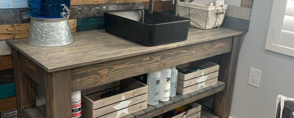 Farmhouse | Rustic Bathroom Vanity