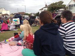 10502110_668078756617713_488764765290380