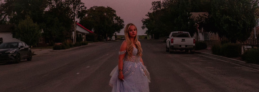 golden hour street session by drayton valley photographer