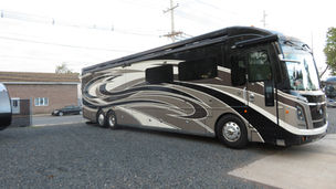 Monaco Signature - Always a Weekend