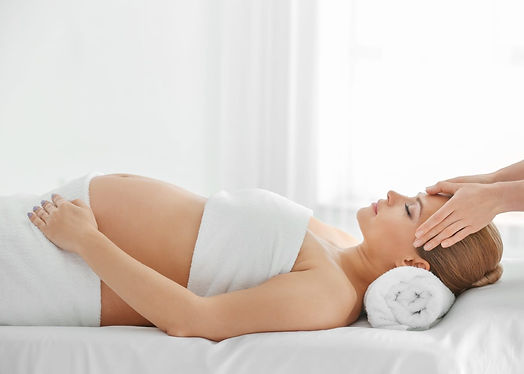 pregnant-massage-honeykids-asia.jpeg