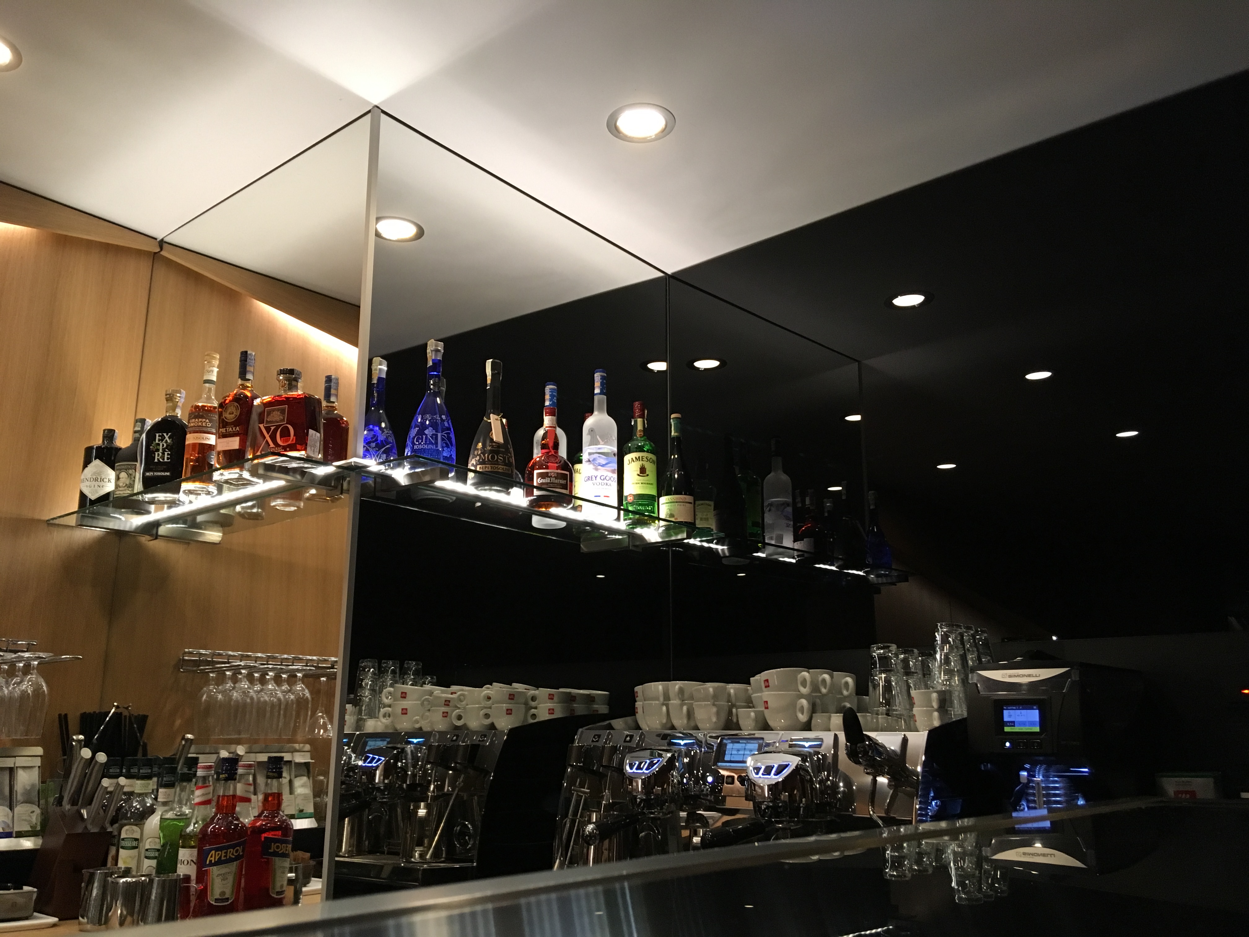 004_PAULS_CAFÉ.JPG