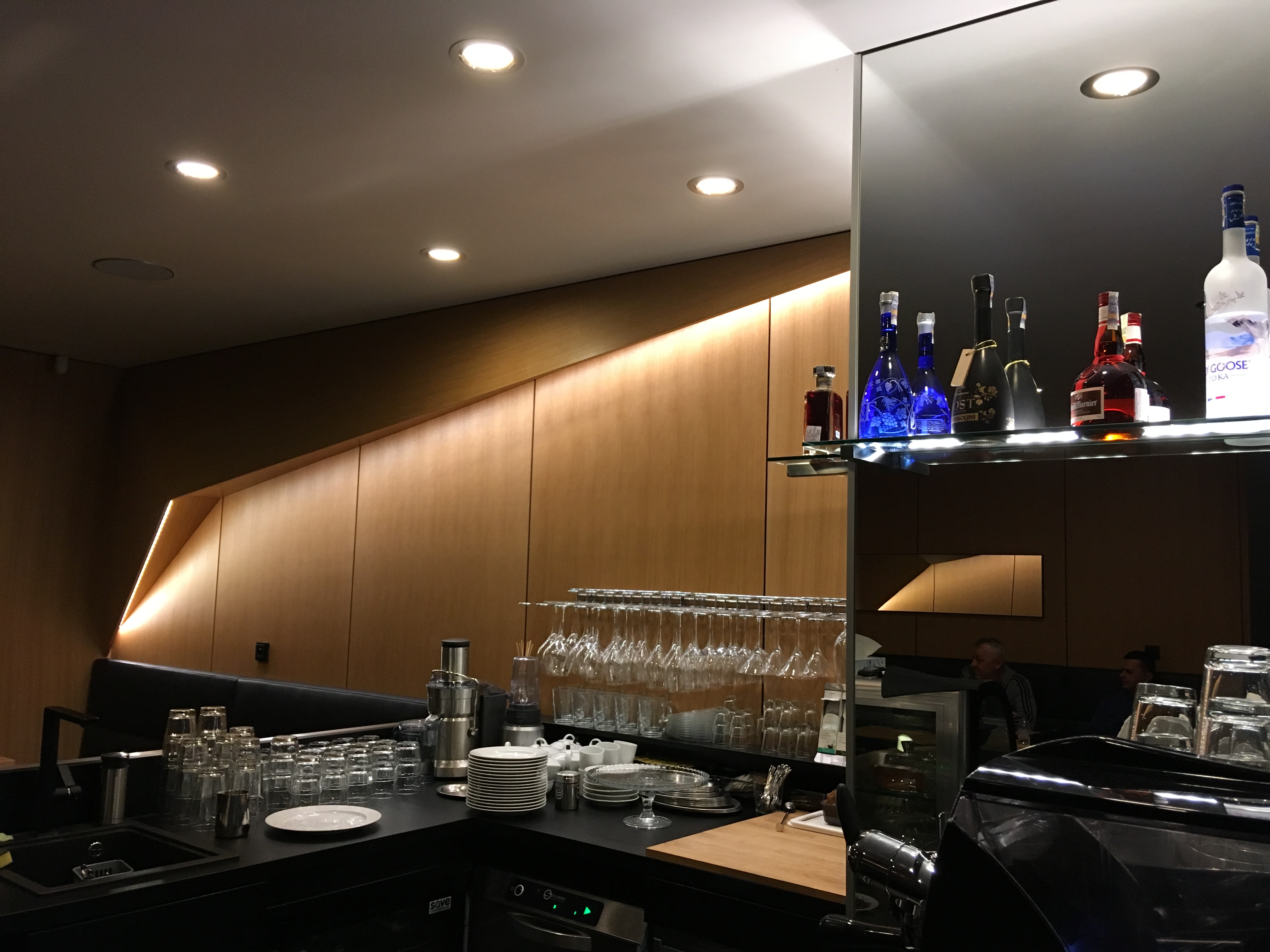 001 PAUS CAFÉ.JPG