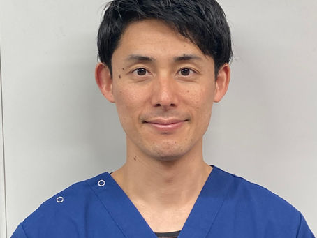 荻野 学芳