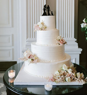 weding cake_edited.jpg