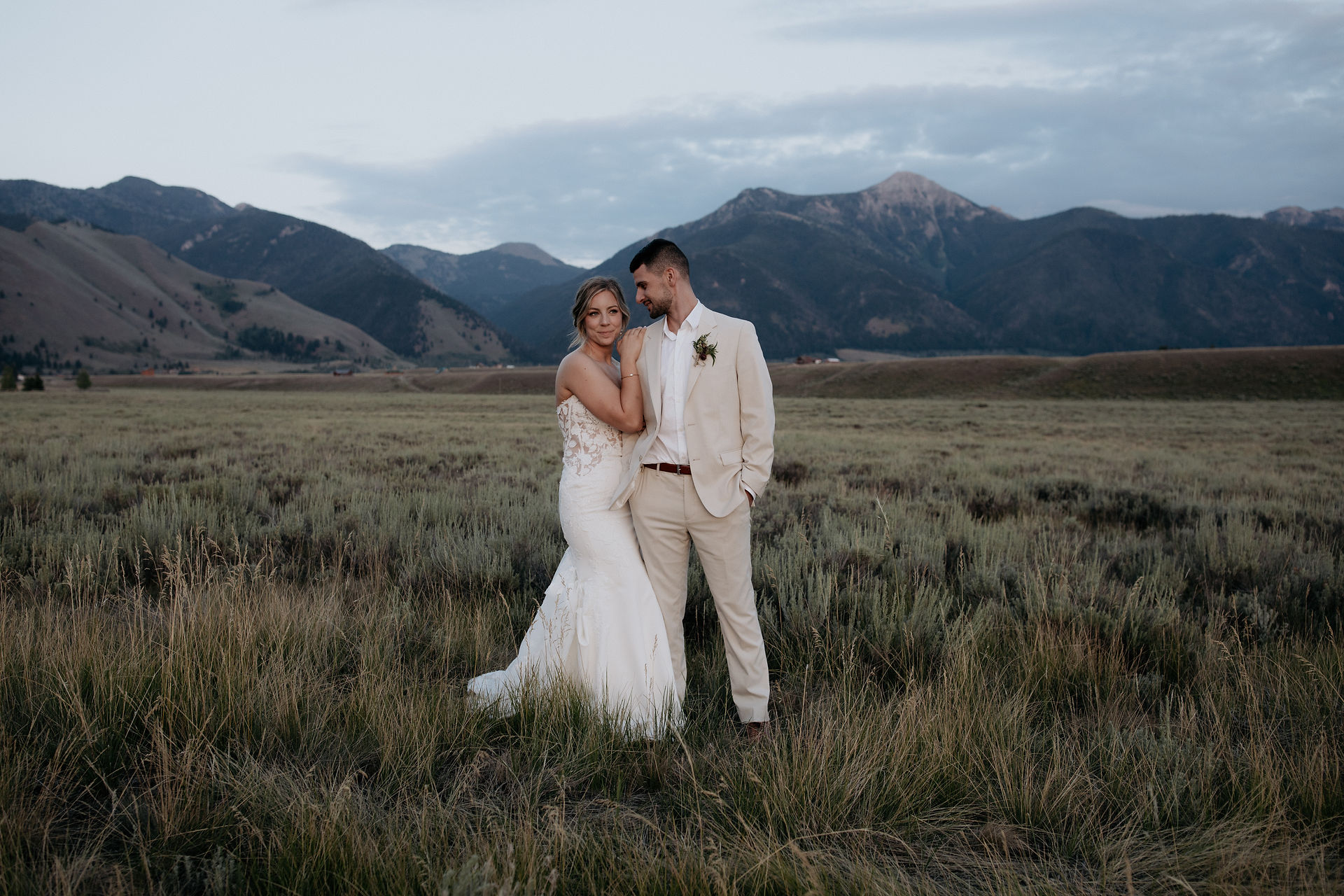 Adventure elopement photographer Yellowstone