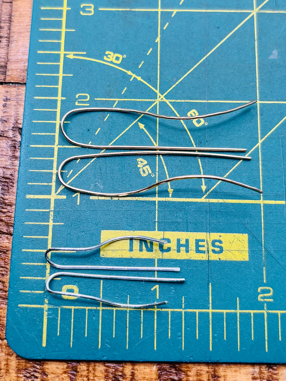 Thumbnail: FLORA Hammered Tendril Threaders