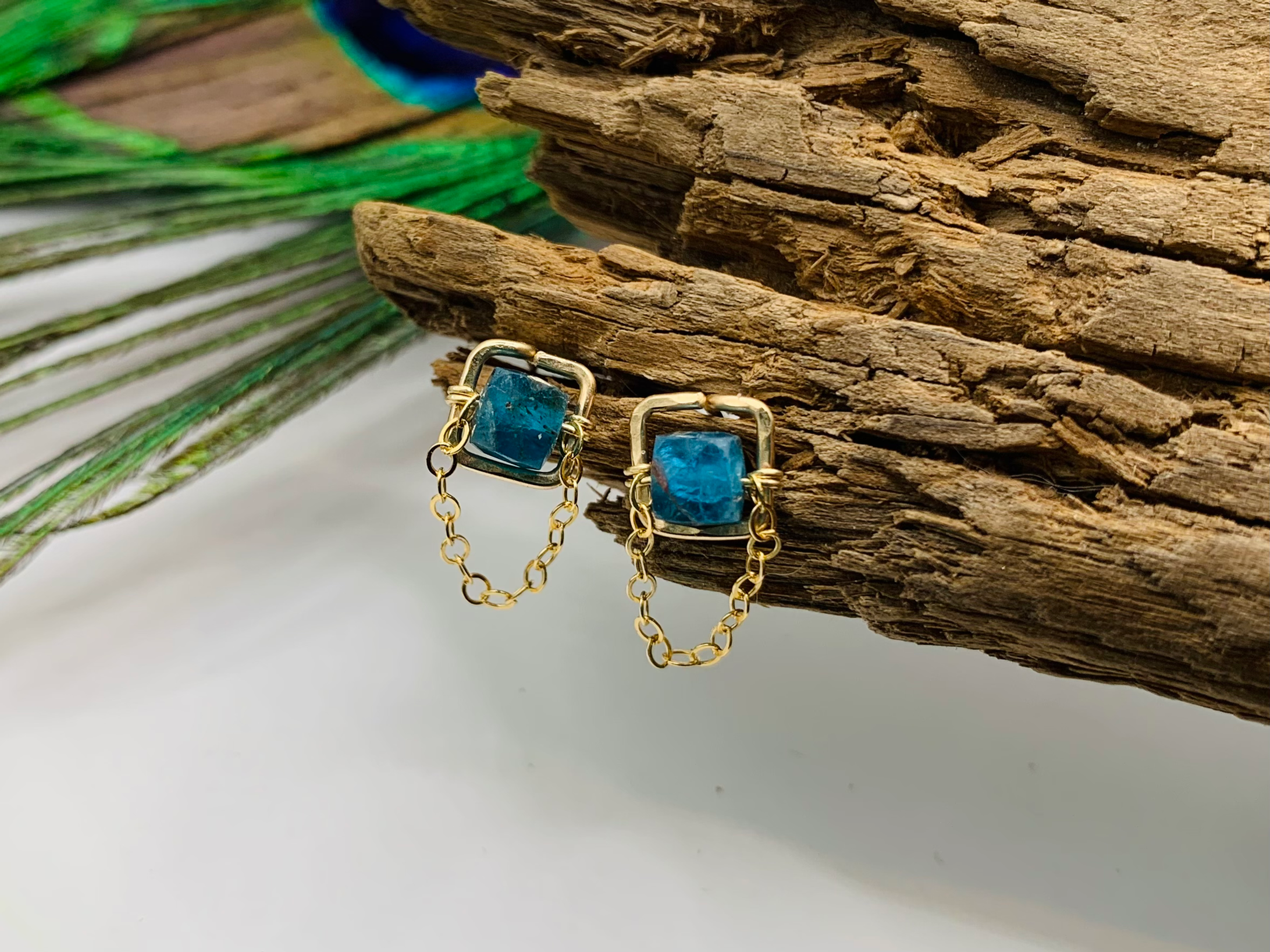 GRETA Gemstone Cube Chain Stud