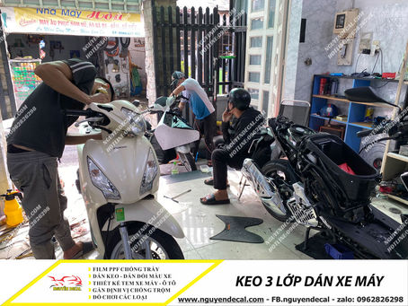 Bảo vệ vẻ đẹp: Keo 3 lớp dán xe máy giữ cho xe luôn mới