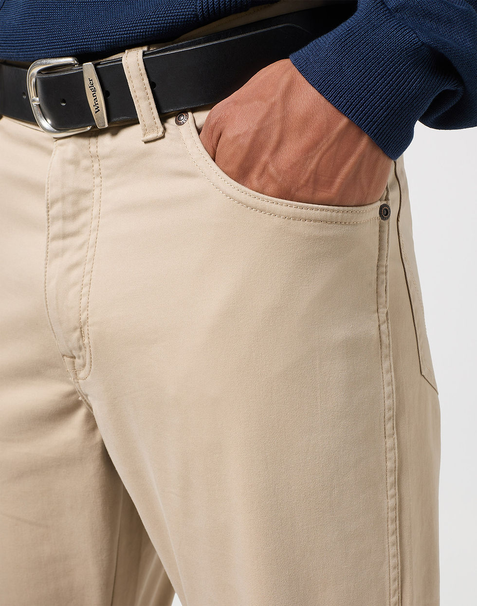 Thumbnail: Wrangler Texas Stretch SLIM (Non-Denim), Plaza Taupe 112350875