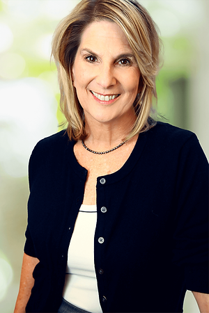 Sharon Weinreb - CEO and Executive Coach - Green.png