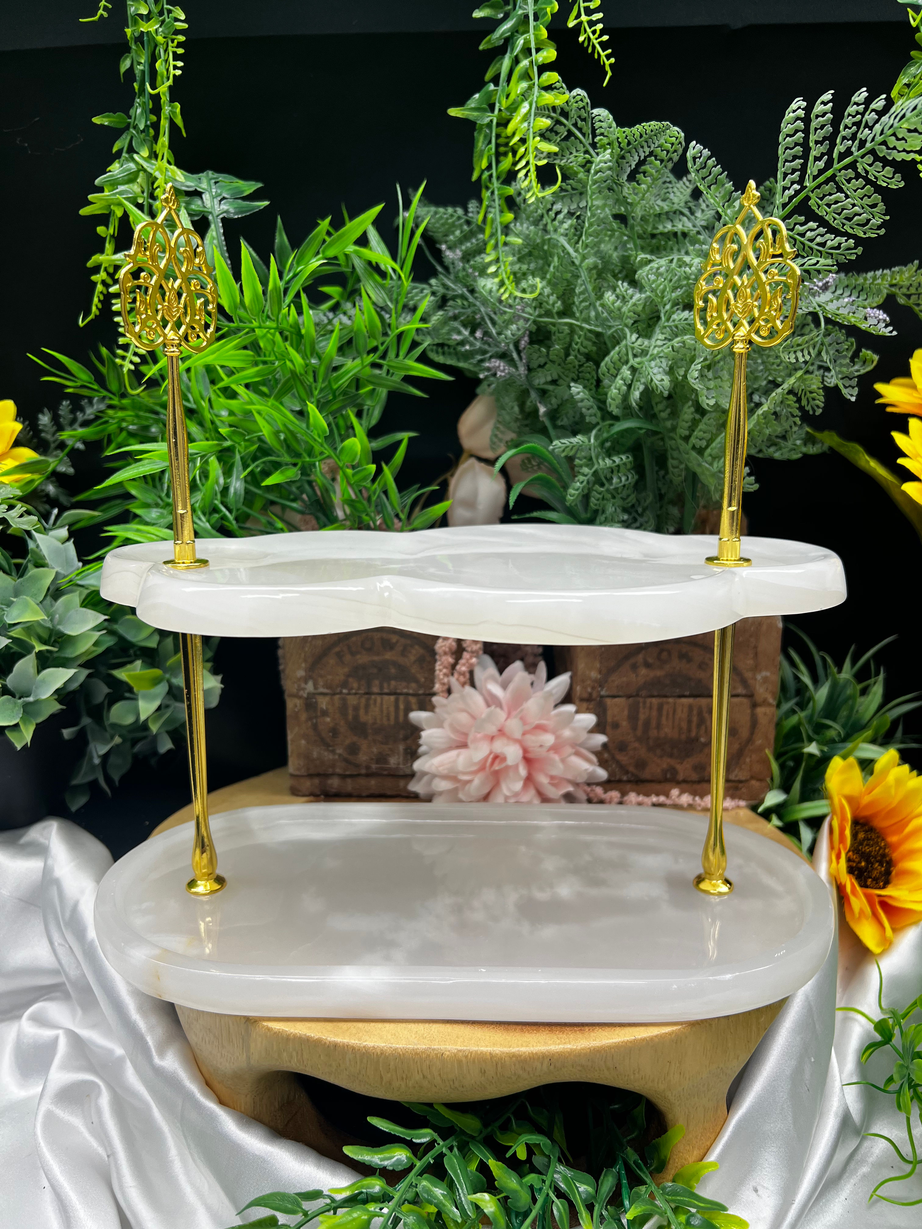 WHITE CALCITE 2 TIER SHELF