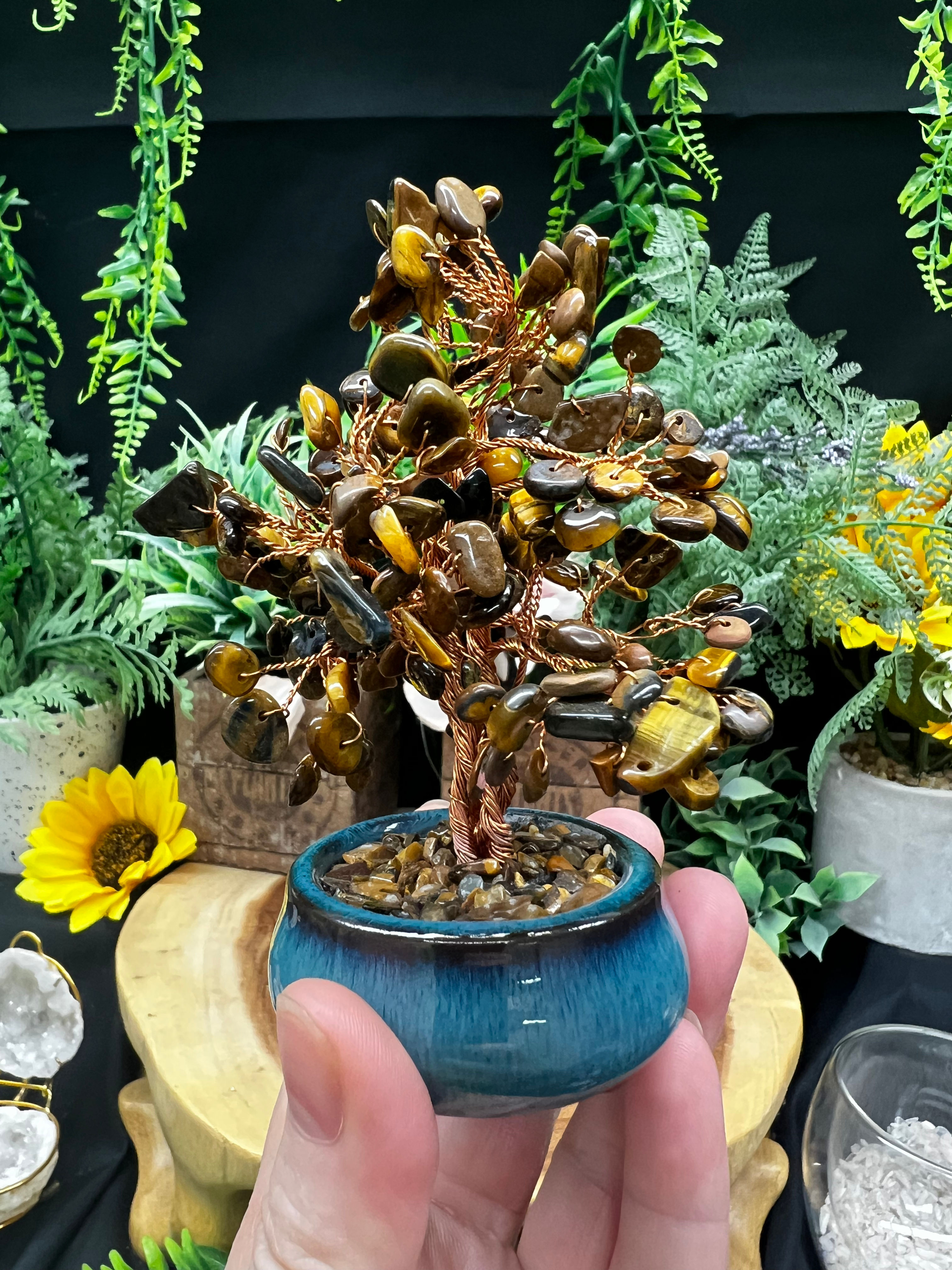 CRYSTAL CHIP TREE - TIGERS EYE IN CERAMIC POT (14 - 16CM)